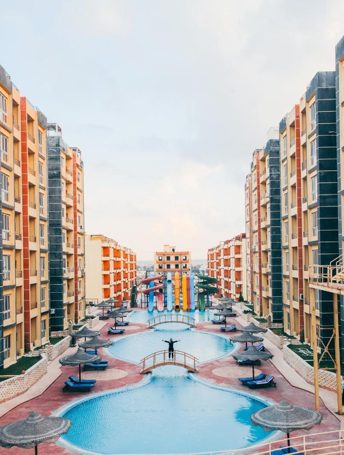 Retal View North Coast Aqua Park Hotel El Alamein Bagian luar foto